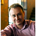 Честные отзывы о Дизайнер Сергей Корнилов